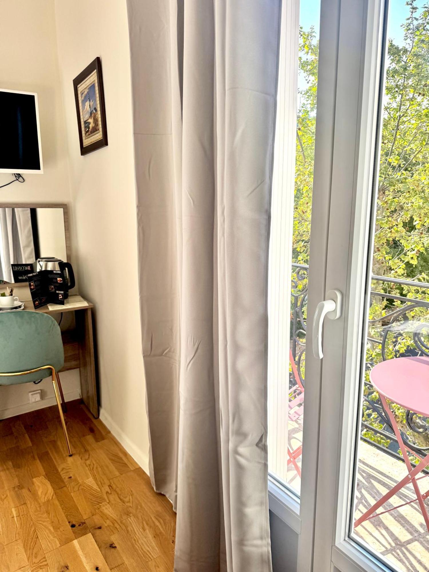 Hotel La Citadelle วีลล์ฟรองซ์-ซูร์-แมร์ ภายนอก รูปภาพ